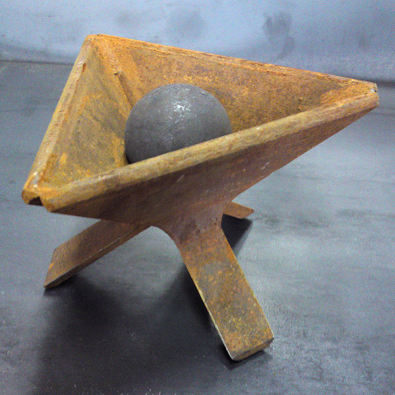 Tripod (Τρίποδο) - Iron Works (Σιδήρου Έργα)